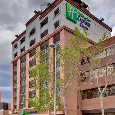 Holiday Inn Express And Suites Calgary By Ihg-2